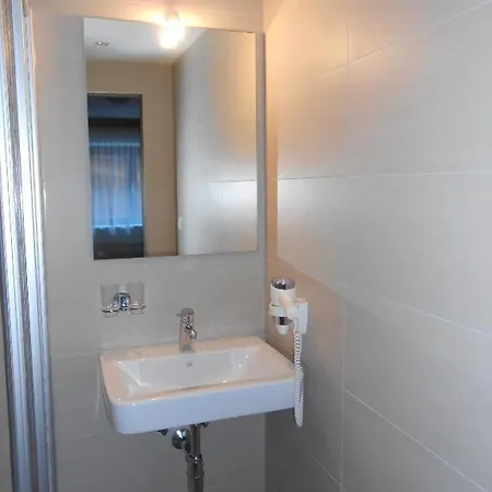 Beim Brunnen 10 Apartament