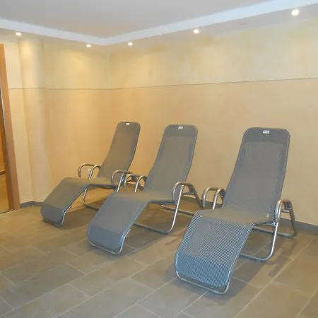 比艾姆布伦恩10公寓 索尔登